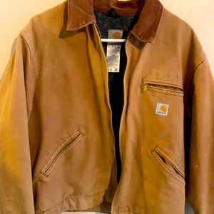 Mens carhart jacket size medium
